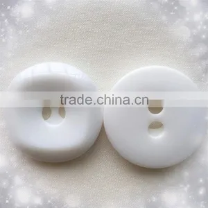 High Quality Particular Hole Round White Buttons thumbnail-1