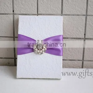 Elegant White Wedding Invitation Card Box With Pearl Brooch thumbnail-4