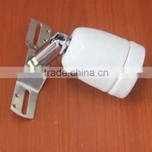E27 Omni-directional Universal Screw Porcelain Lamp Holder Socket thumbnail-3