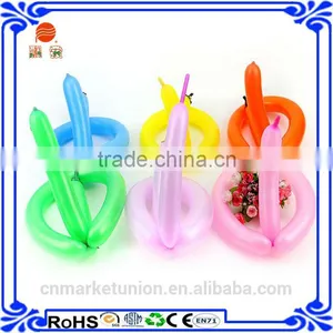 Children Playing Animal Twist Long Magic Natural Latex Balloon thumbnail-3