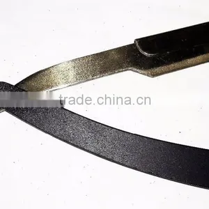 Shaving Razor With Gold Blade With Balck Handle thumbnail-4