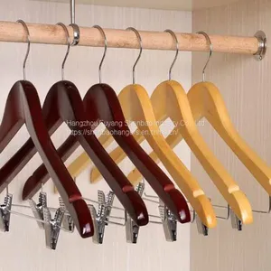 High Quality Wood Hotel Hangers Shoe Horn Coat Brush Factory Price thumbnail-3