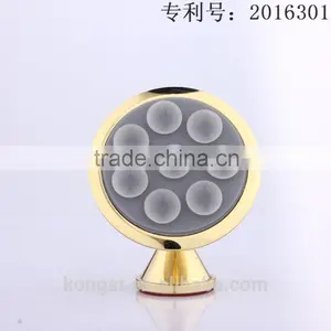 Suction Cups Universal Mobile Phone Sucker Stand Swivel Cell Phone Stand thumbnail-1