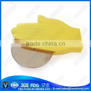 Hand Shape Pizza Peel as Seen TV thumbnail-3