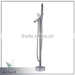 Polished Chrome Surface Treatment Contemporary Style Brass Bath Filler Freestanding Bathtub Faucet thumbnail-1