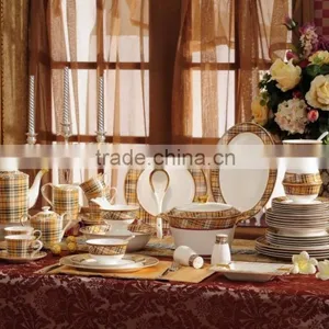 70pcs Luxury Pakistani Porcelain Dinner Set, Fine Bone China Dinner Set for 6 People thumbnail-4