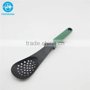 Durable and Practical Nylon Utensils Kitchenware Set thumbnail-6