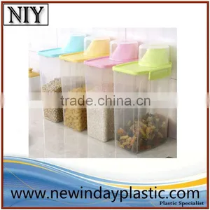 Plastic Cereal Container thumbnail-3