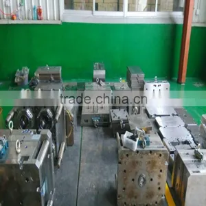Fast Speed Injection Machine With Plastic Moulds thumbnail-5
