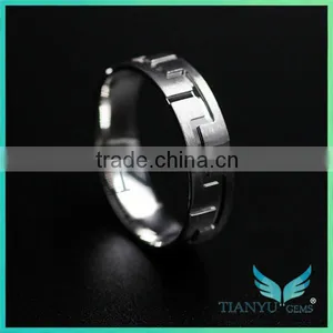 Platinum Rings Men and Women Finger Rings Wedding Ring thumbnail-1
