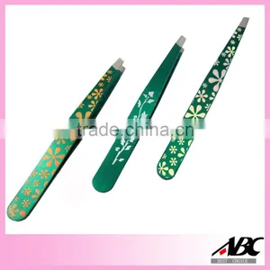 Flower Pattern Slanted Eyebrow Tweezer thumbnail-1
