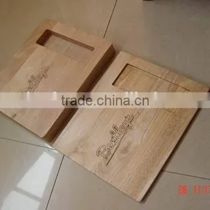 Rubber Wood Cutting Board With thumbnail-1