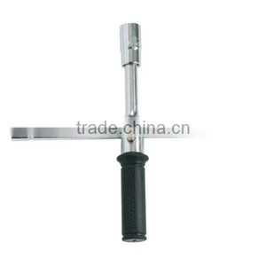Swivel Lug Wrench thumbnail-1