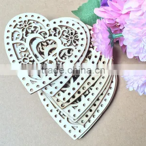 Factory Direct Sale Decoration Wood Heart Shape With Holes Crafts thumbnail-3