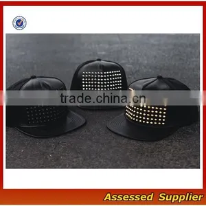 SNB035 Custom Black Leather Snapback Hat Wholesale thumbnail-4