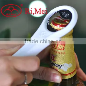 Plastic Beer and Wine Botter Opener With Various Color thumbnail-4