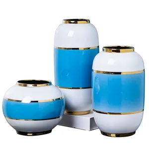 Chinese Jingdezhen Simple Art White Blue Hand Made Ceramic Vase For Indoor Decor thumbnail-5