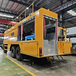 Sinotruk Mining Export-type Grease Filling Vehicle, Heavy Truck and Mining Truck Oil, Diesel, and Coolant Supply Vehicle thumbnail-4