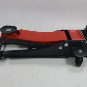 WY 6490Q Horizontal Car Lifting Jack Ideal for Industrial Maintenance and Garage Floor Applications thumbnail-1