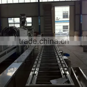 5 Ton LXJ-5 Model Showering (water Bath) Type Berry Fruit Cleaner(Industrial Berry Fruits Washer) thumbnail-2