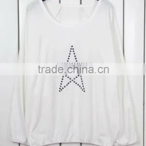 Iron Korean Rhinestone on White T-shirt With Star Design thumbnail-1