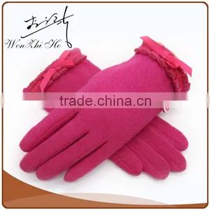 Girl's Winter Cute Butterfly Decorated Pink Gloves thumbnail-1