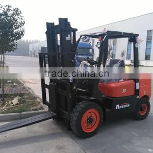Warehouse Industrial 3 Ton Diesel Forklift Truck With JAPAN Engine thumbnail-1