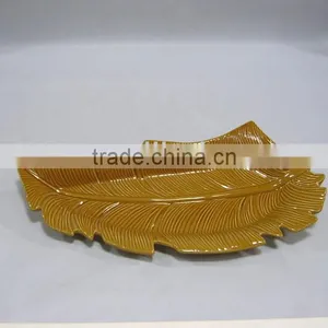 Unique Design Banana Leaf Ceramic Plates thumbnail-1