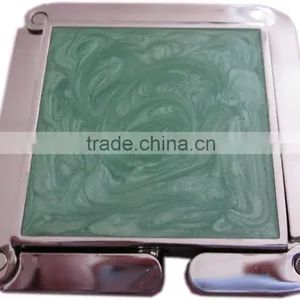 Similar to Marble Grain in Middle Metal Lady Button thumbnail-1