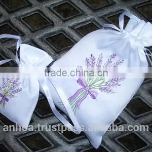 Hand Embroidery Flower Pattern Drawstring Pouch Bag thumbnail-1