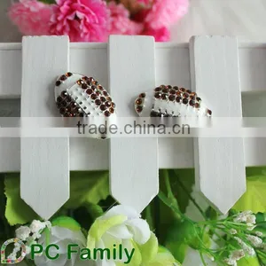 Latest Design Various Custom Rugby Shape Crystal Rhinestone Buttons thumbnail-1