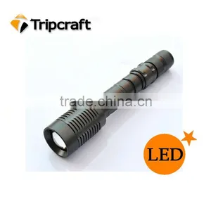 NEW 1600 Lumens Z5 Z6 XML T6 Led Zoomable Flashlight Torch thumbnail-1