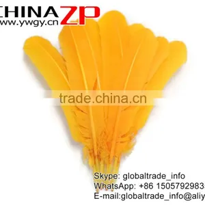 CHINAZP Crafts Factory Bulk Sale Natural Dyed Gold Solid Color Turkey Feathers for Sale thumbnail-2