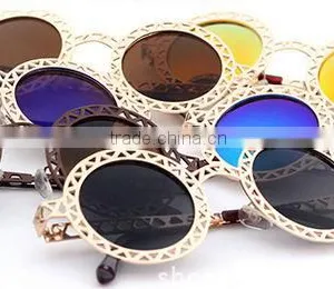 New Arrival Hollow Out Frame Sunglasses thumbnail-6