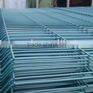 Wire Mesh Fence thumbnail-1
