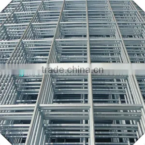 Black Wire Material 2x2 Galvanized Welded Wire Mesh Panels thumbnail-5