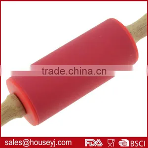 Bakeware Accessories Pastry Tools Silicone Rolling Pin With Wooden Handle Kids Rolling Pin thumbnail-2
