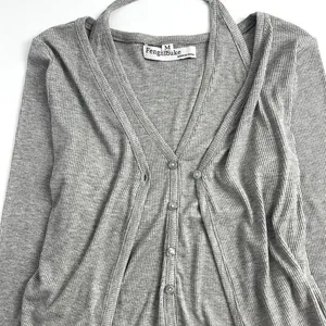 Spring New Style Knitted Sweater in European Style With Round Neckline, Pure Color, Loose Fit, Long-sleeved, Suitable for Women, Stylish Design. thumbnail-4