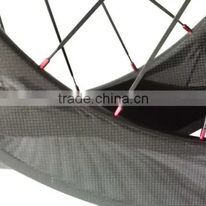 China Carbon Rim New Carbon Bicycle Wheelset 700c 88mm Road Bike Clincher Glossy 700c 88mm Carbon 3k Glossy 20/24 Spokes thumbnail-3