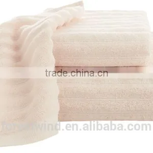 100% Soft Comfortable Microfiber Bath Towel thumbnail-6