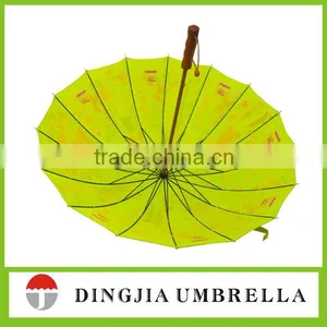 Wooden Pole 190t Pongee Umbrella Fabric 100% Polyester Free-standing Straight Umbrella thumbnail-3