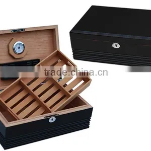 Handmade Spanish Cedar 100 Pieces Cigar Humidor With Tray thumbnail-5