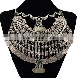 2016 Fashion Women Jewelry Chain Crystal Chunky Statement Bib Vintage Necklace thumbnail-1