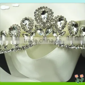 Wholesale Bling Bling Rhinestone Tiaras Flower Crowns thumbnail-2