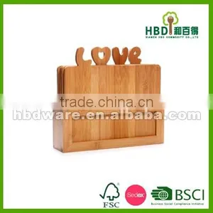"LOVE"letter Bamboo Cutting Board Set With Stand thumbnail-2
