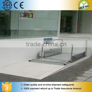 AC Type Hydraulic Stair Lift for Disabled People Wheelchair Lift thumbnail-4