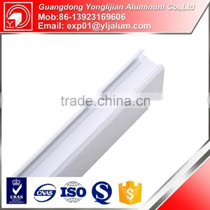 Corrosion Resistance Wood Grain Aluminum Rectangular Tubing Factory Hot Selling thumbnail-1