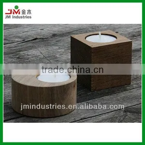 Small Round American Real Oak Wooden Candle Holder thumbnail-1