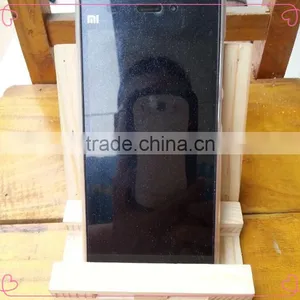 Wholesale Custom Wooden Mobile Phone Holder Pine Wood Phone Rack thumbnail-1