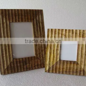Designer Photo Frames,Metal Photo Frames,Decorative Photo Frames thumbnail-1